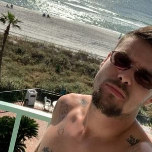 Meet your Posher, Gregory